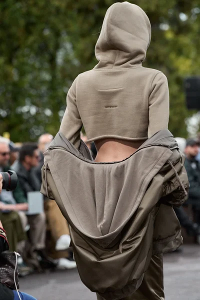 Look 141